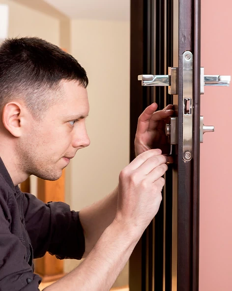 : Professional Locksmith For Commercial And Residential Locksmith Services in West Covina, CA